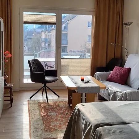 Klein Apartment
